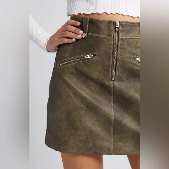 NWT BLANKNYC Zip Pocket Faux Leather Mini Skirt in Wild World Green Brown Y2K 26 - Picture 4 of 15